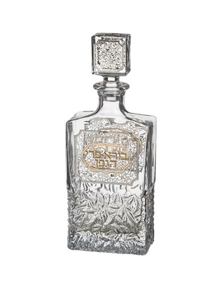 Ensemble de bouteilles de vin en cristal avec une élégante plaque et 6