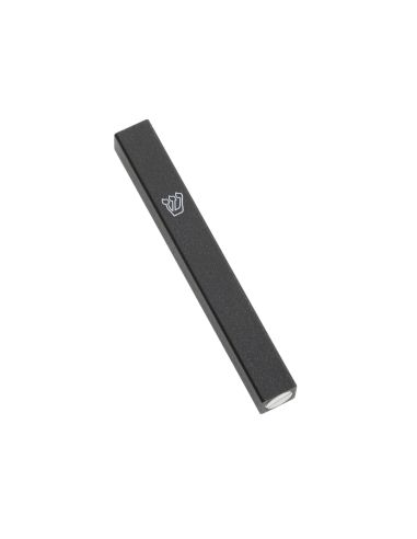 Mezouzah en aluminium gris foncé – shin blanc – 10 cm
