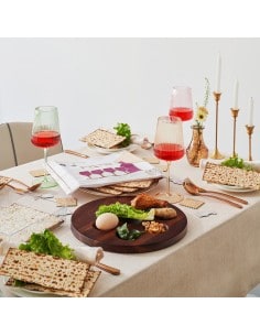Plateau du seder en  bois d'acacia, avec gravure marron 2